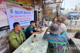 Tonjolkan sikap humanis, Kapolres 'ngopi bareng' ajak warga ciptakan Humbahas sejuk dan kondusif