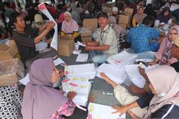 KPU Jember minta tambahan 16.312 surat suara Pemilu 2024
