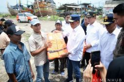 Menhub konsolidasikan perbaikan pelabuhan perikanan di Lamongan