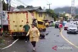 14 orang luka dalam tabrakan beruntun di Jalur Puncak