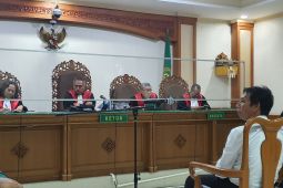 Mantan rektor Universitas Udayana dituntut 6 tahun penjara