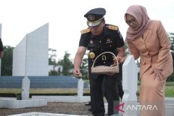 Kakanwil Kemenkumham Babel pimpin upacara tabur bunga peringatan Hari Bhakti Imigrasi ke-74