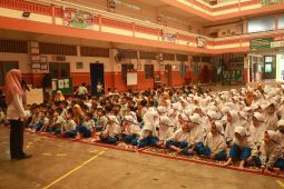 Siswa SD Al Muslim lakukan gerakan sarapan sehat peringati hari gizi