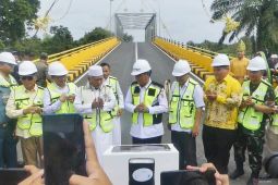Kalsel kemarin, Peresmian Jembatan Sahbirin Noor hingga pertunjukan sakral Kalangkang Mantit Dayak Meratus