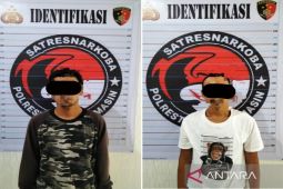 Satu jaringan, dua pengedar 50 paket sabu-sabu diringkus