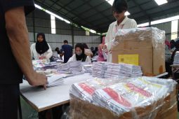 Bawaslu Karawang awasi ketat distribusi logistik pemilu hingga TPS