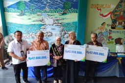BPJamsostek Juanda serahkan klaim JKM Bunda PAUD