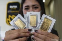 Harga emas Antam hari ini turun Rp2.000 per gram