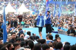 Khofifah beri sinyal gandeng Emil kembali pada Pilkada Jatim 2024