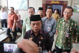 Gubernur Jambi ingatkan penyaluran logistik Pemilu tepat waktu