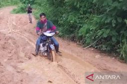 Distribusi logistik pemilu ke daerah terpencil Sumbawa paling telat H-3