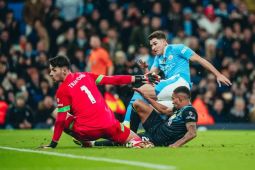 Liga Inggris - Brace Julian Alvarez bantu Manchester City tekuk Burnley 3-2