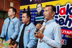 Edukasi ajak hadir ke TPS, relawan Prabowo di Jember gelar jalan sehat