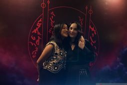 Pemain emosional menyaksikan akhir episode TIRA