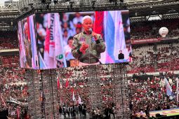 Ganjar sebut menteri PDI Perjuangan kampanye saat libur adalah etika