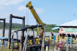 PT Timah evakuasi dermaga pelabuhan rakyat tenggelam akibat cuaca buruk