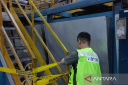 Pemkab Bekasi hentikan sementara aktivitas produksi PT Multistrada ancam lingkungan hidup
