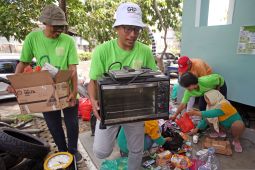 Pendidikan digital gunakan perangkat elektronik berikan dampak buruk bagi lingkungan