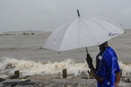 Sejumlah perairan Indonesia berpotensi terjadi gelombang tinggi