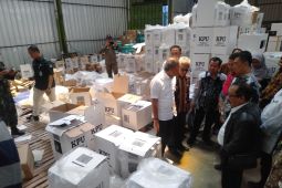 Komisi II DPR RI lakukan pengecekan kesiapan pemilu 2024 di Karawang