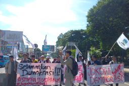 Mahasiswa di Banten gelar aksi tuntut netralitas penyelenggara pemilu