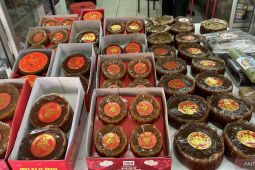 Daftar kuliner dan dekorasi khas perayaan Imlek