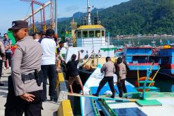 KPU Kaimana mulai geser logistik pemilu ke distrik terjauh