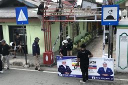 Tidak ikuti imbauan, Bawaslu Maluku copot APK yang masih terpajang di ruang publik
