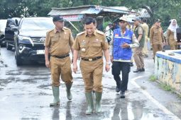 Pemkab Majalengka perbaiki tanggul sungai jebol