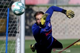 Oblak merasa beruntung bisa hentikan dua penalti Inter Milan