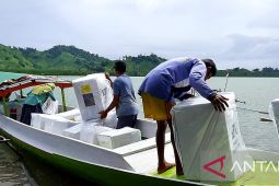 KPU Gorontalo Utara tuntaskan distribusi logistik Wilayah Kepulauan