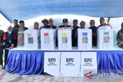 Pj Wali Kota Sukabumi pastikan seluruh logistik Pemilu 2024 terdistribusi