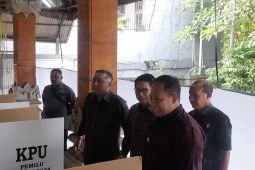 Gubernur Bali minta sisi belakang bilik suara ditutup