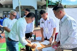 Kakanwil Kemenkumham Kaltim tinjau Pemilu di lapas dan rutan