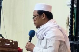 Ustadz Aspani ingatkan jangan remehkan orang lain dan putus asa