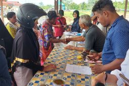 16.504 warga Kabupaten Sorong terima bantuan sosial