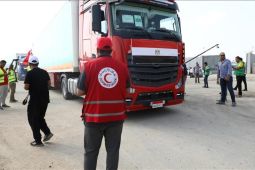 14 staf  Bulan Sabit Merah Palestina disandera Israel