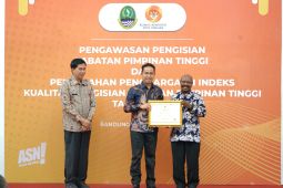 Pemkab Serang meraih penghargaan KASN
