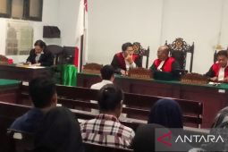 Anak ketua DPRD Ambon divonis  empat tahun penjara