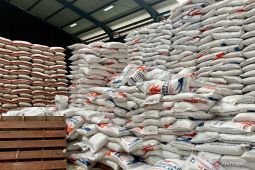 Bulog Bandung pastikan stok beras cukup hingga Idul Fitri