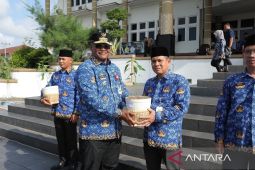 Pj Gubernur Safrizal: ASN harus mengabdi lebih baik lagi pada masyarakat