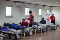 Peringati bulan K3 Nasional, DSLNG sumbangkan 299 kantong darah ke PMI