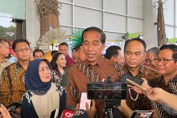 Jokowi minta kementerian prioritaskan belanja iklan untuk pers