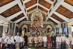 Pemkab Badung minta kreativitas pembuatan 'Ogoh-ogoh' ditingkatkan