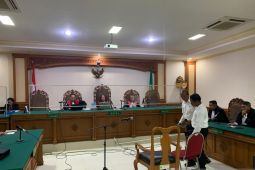Tiga pejabat Unud juga divonis bebas dalam perkara dugaan korupsi SPI