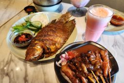 Merasakan Sate Khas Senayan di Surabaya