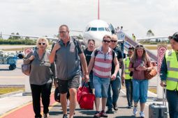 Pembalap internasional F1 Powerboat mulai berdatangan di Danau Toba