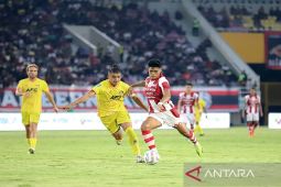 Liga 1 - Persis kalahkan Persik 2-1