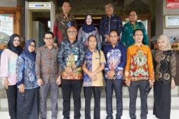 Tanah Bumbu learns public service mall from Bali