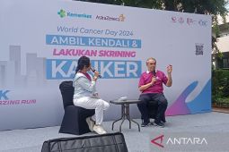 Dokter urologi menganjurkan deteksi kanker prostat saat usia 50 tahun